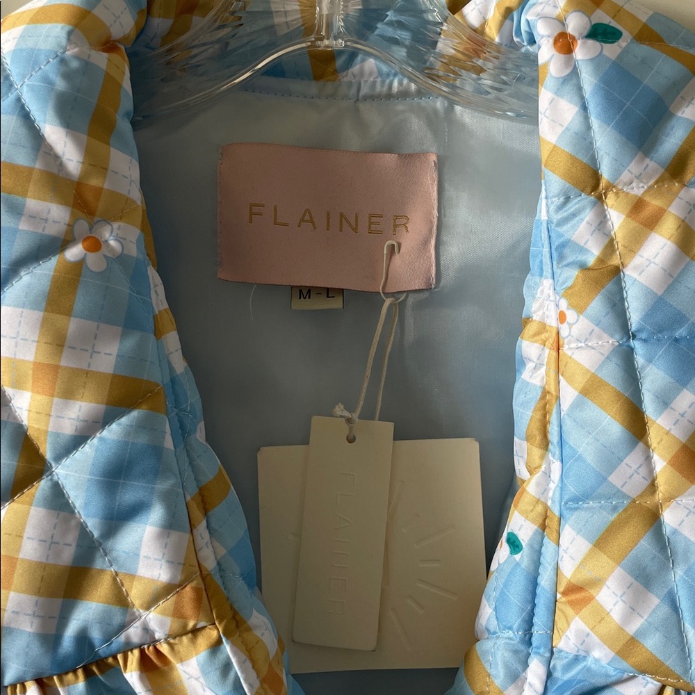 Flainer Daisy Puff Jacket - Picture 3 of 8